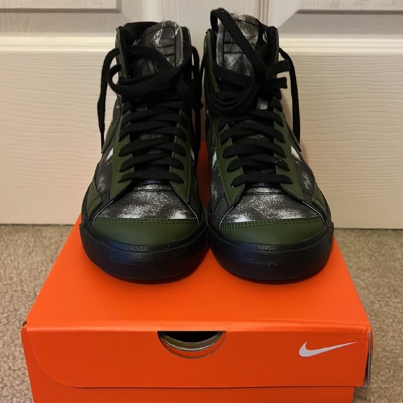 Custom made “Nike Blazer Mid '77” sneakers. - Picture 5 of 5